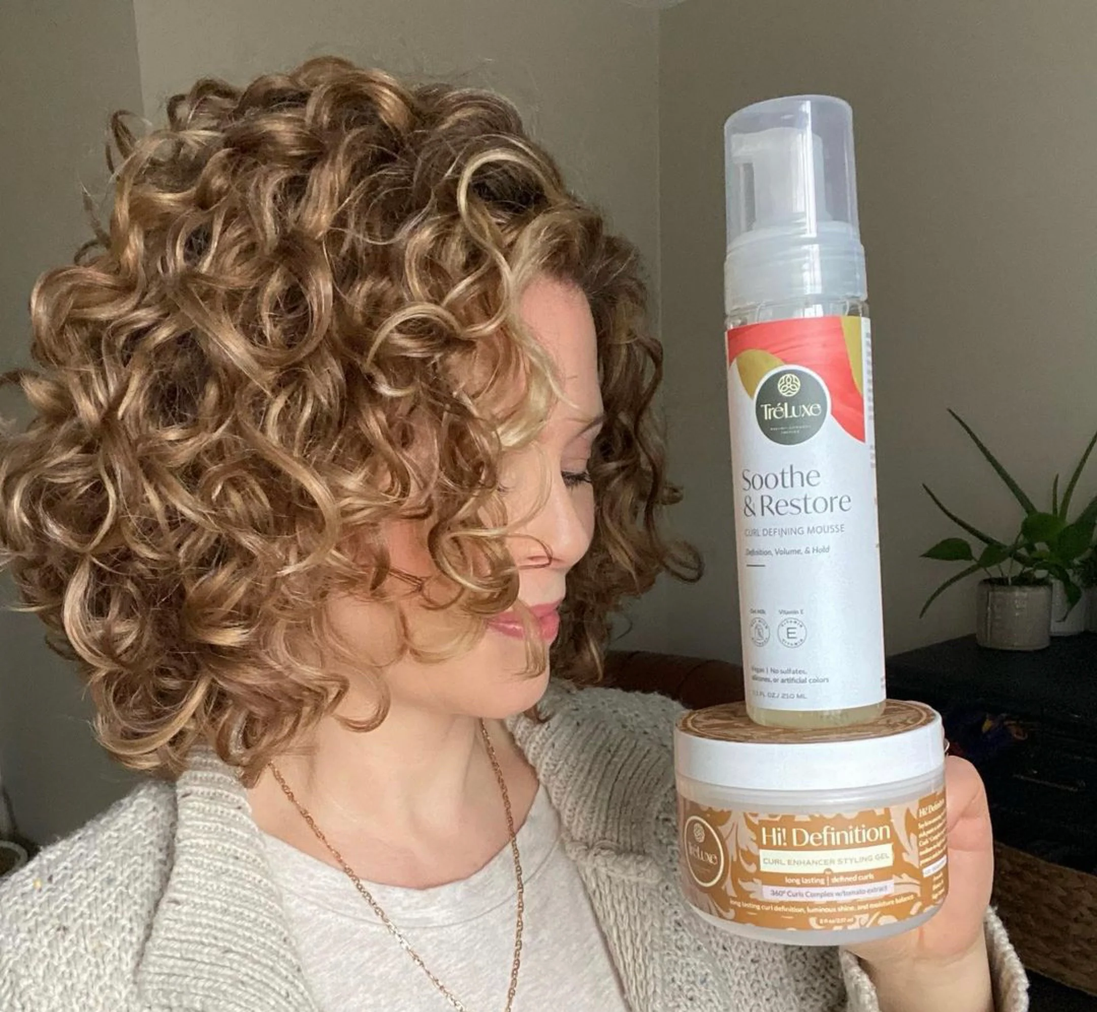 Curl Defining Mousse - Image 8