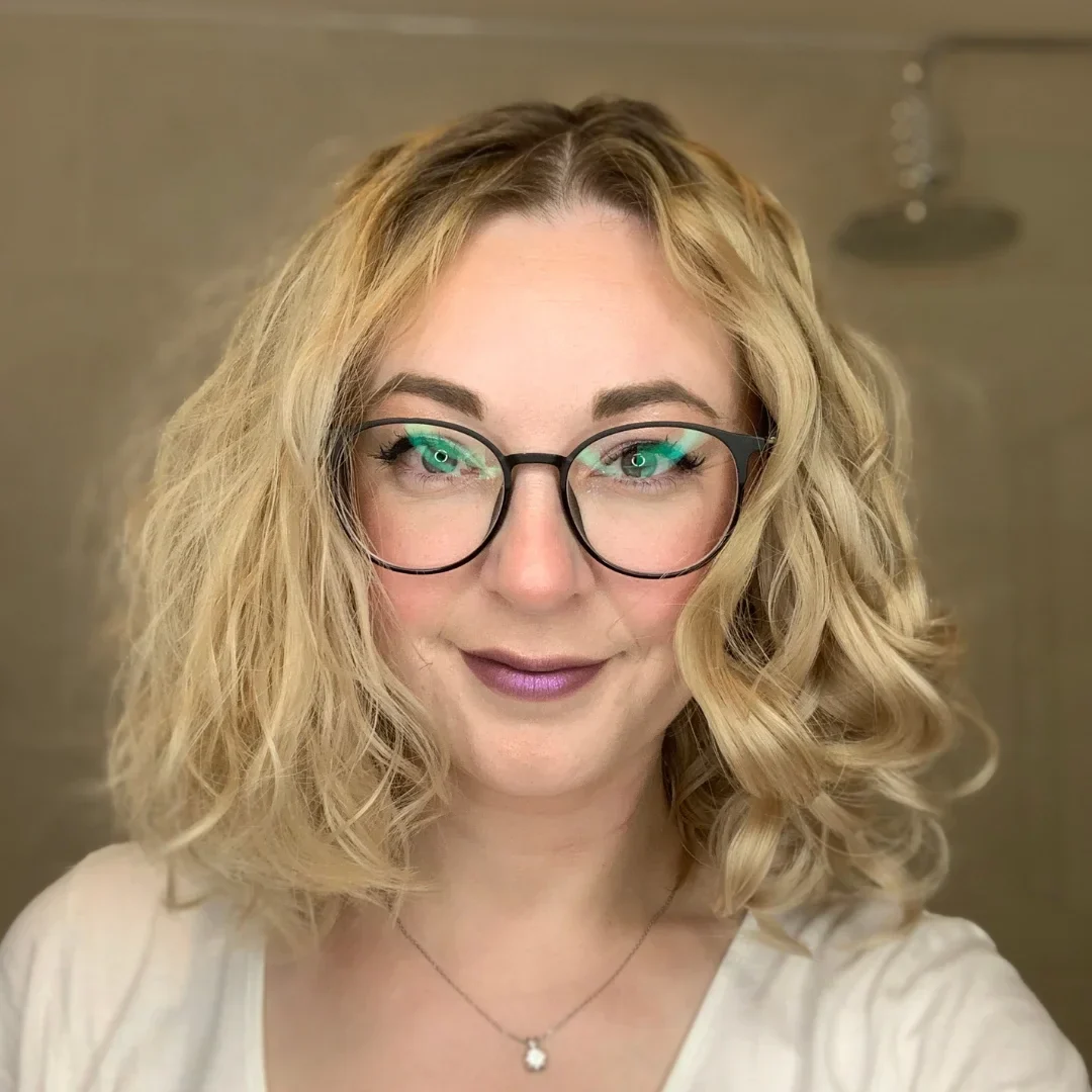 The Wavy Style & Refresh™ Bundle Box - Image 9